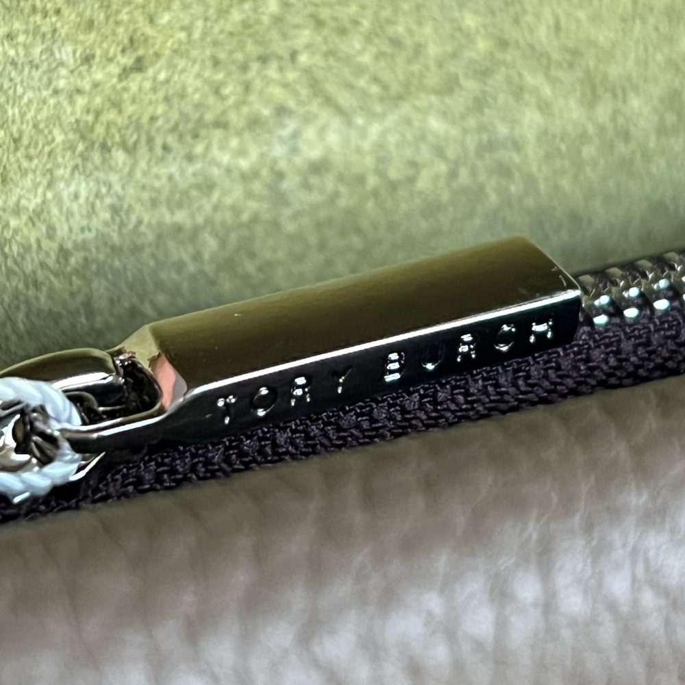 💰SOLD - 158723 - Tory Burch Lee Radziwill Pebbled Shoulder Bag - Picture 10 of 16
